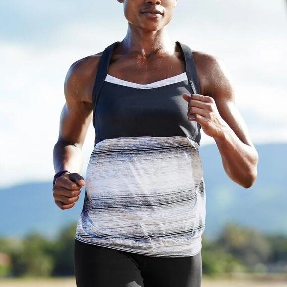 NWT Athleta Stride Crunch And Punch Tank Top Cross Strappy Back Coloblock Small - Picture 1 of 16